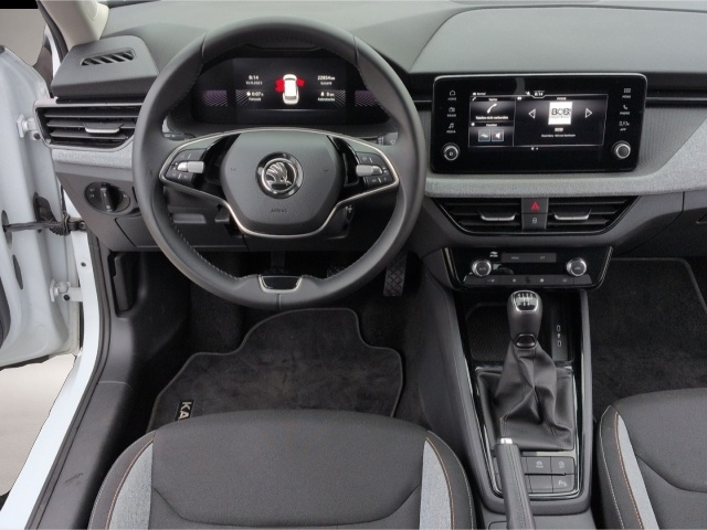 Fotografie 5 des Skoda Kamiq Selection 1.0TSI*LED R-Kam digCock Keyless
