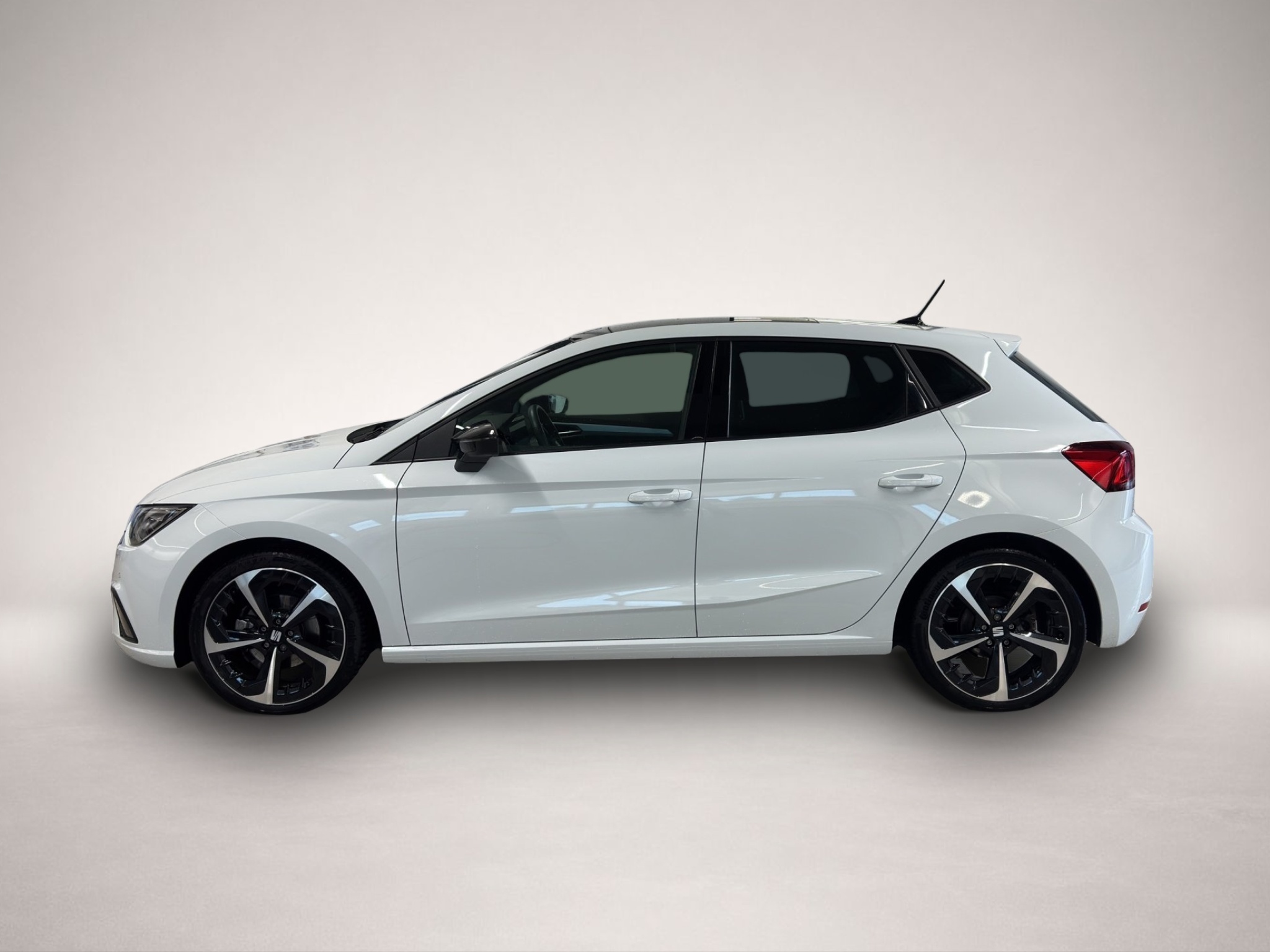 Bild 3 Seat Ibiza 1.0 TSI DSG FR Panorama+Kamera+Navi u.v.m.