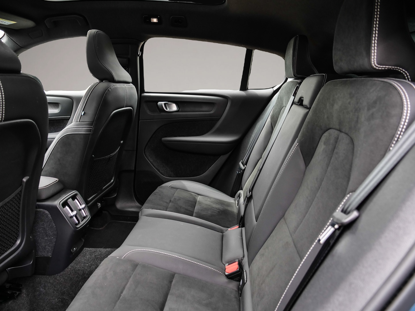 Bild 5 Volvo C40 Plus Recharge Pure Electric 2WD StandHZG AHK