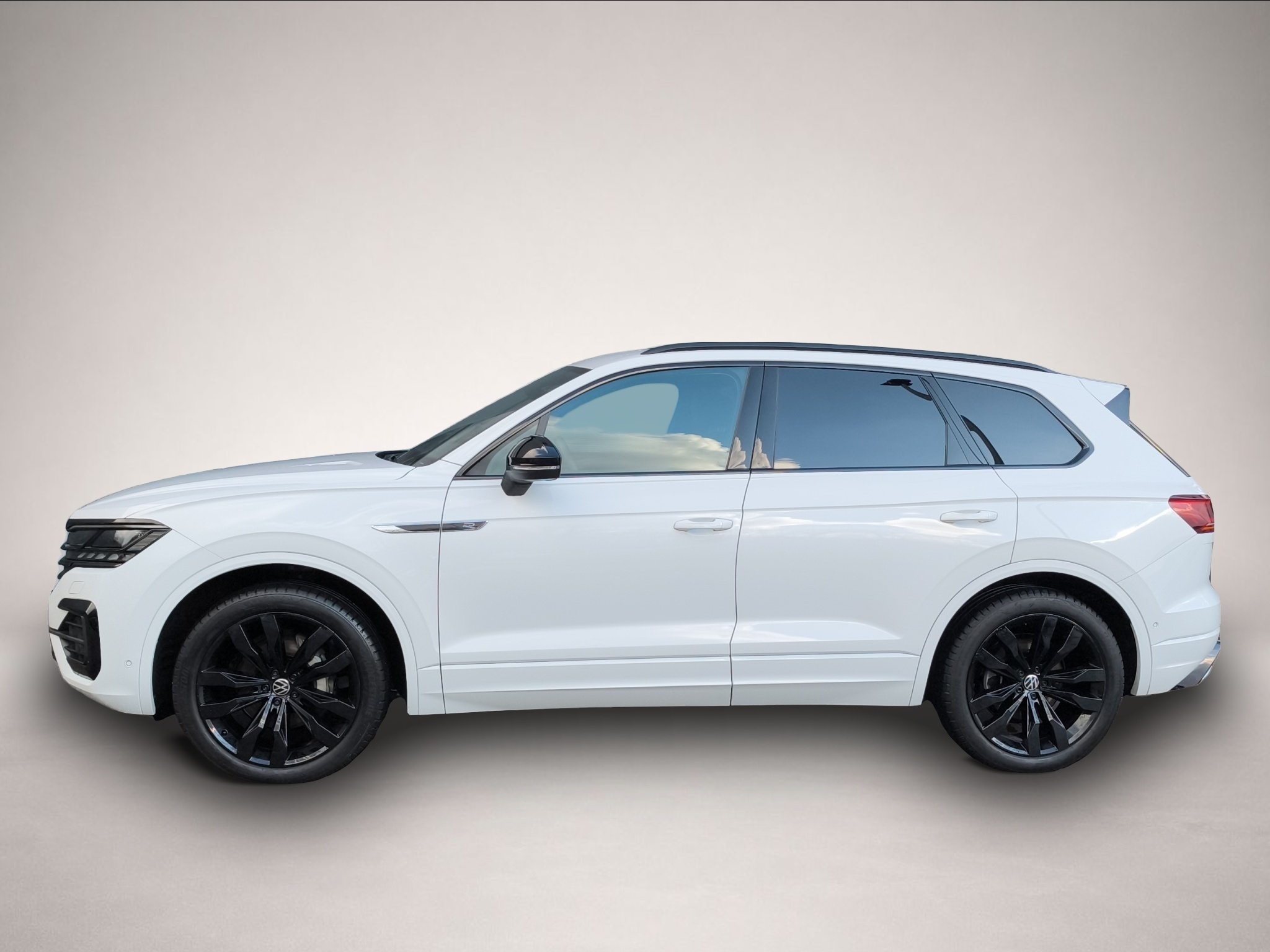 Bild 3 Volkswagen Touareg 3.0 TDI DSG 4Mo. R-Line Black Style IQ.L