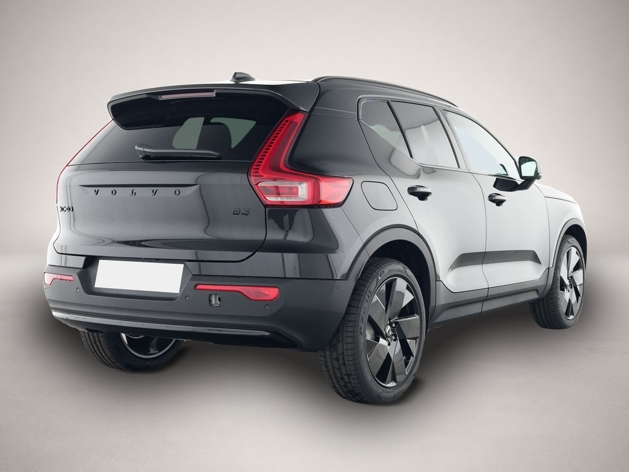 Bild 2 Volvo XC40 Plus Black Edition 2WD StandHZG Digitales C