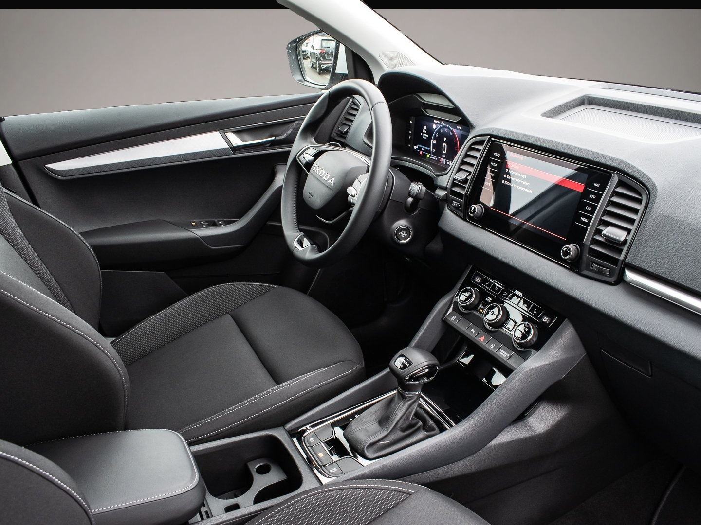 Bild 6 Skoda Karoq 2.0 TDI DSG SelectionTour