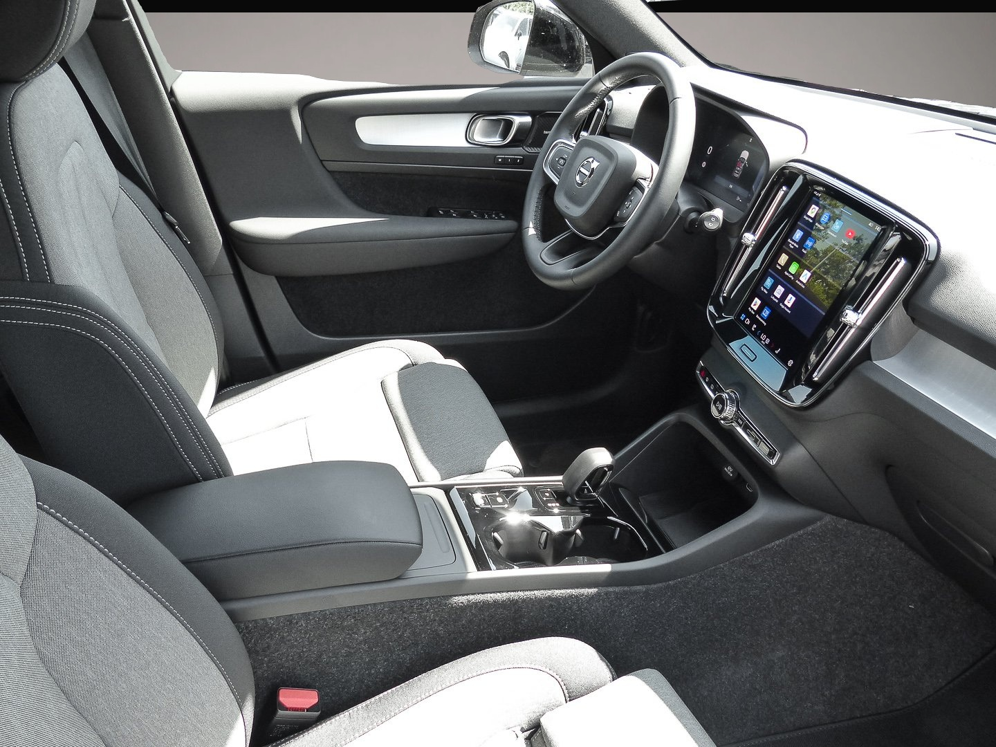 Bild 5 Volvo XC40 B4 2WD Plus Black Edition Plus