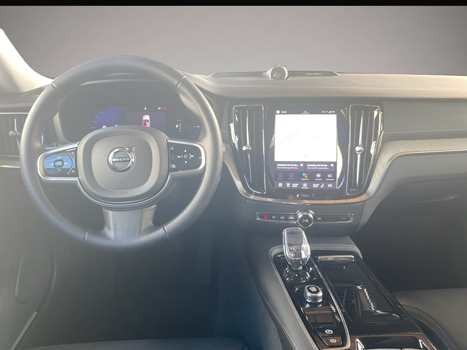 Bild 8 Volvo V60 Kombi T8 Ultra Dark Recharge WiPa*LED*Navi*