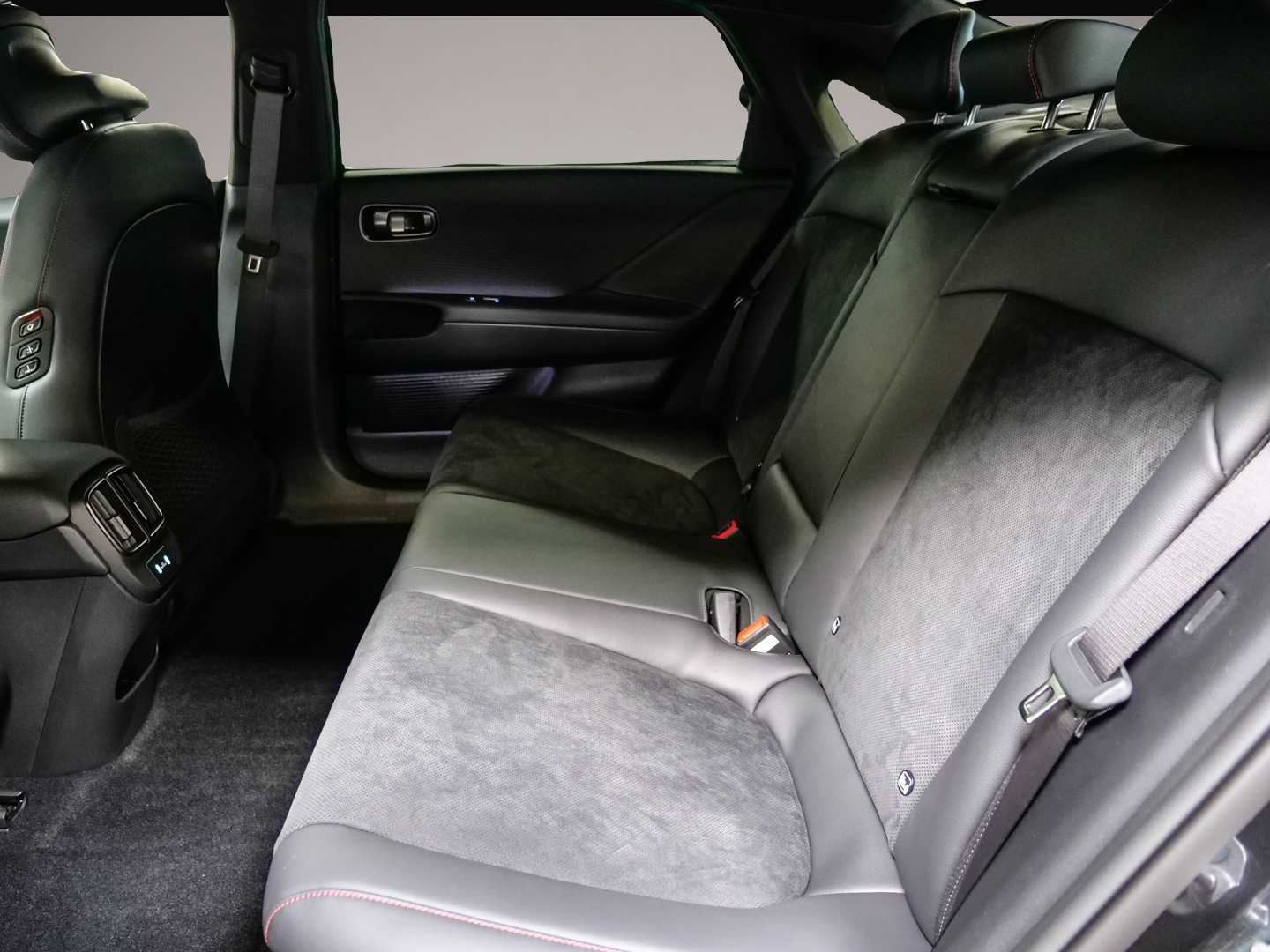 Bild 6 Hyundai IONIQ 6 N Line X Elektro 4WD 84 kWh HUD Navi Led