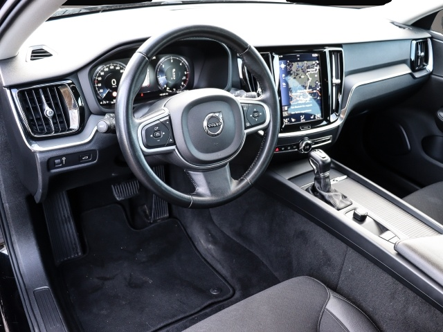 Bild 2 Volvo V60 Kombi Navi Digitales Cockpit Soundsystem LED