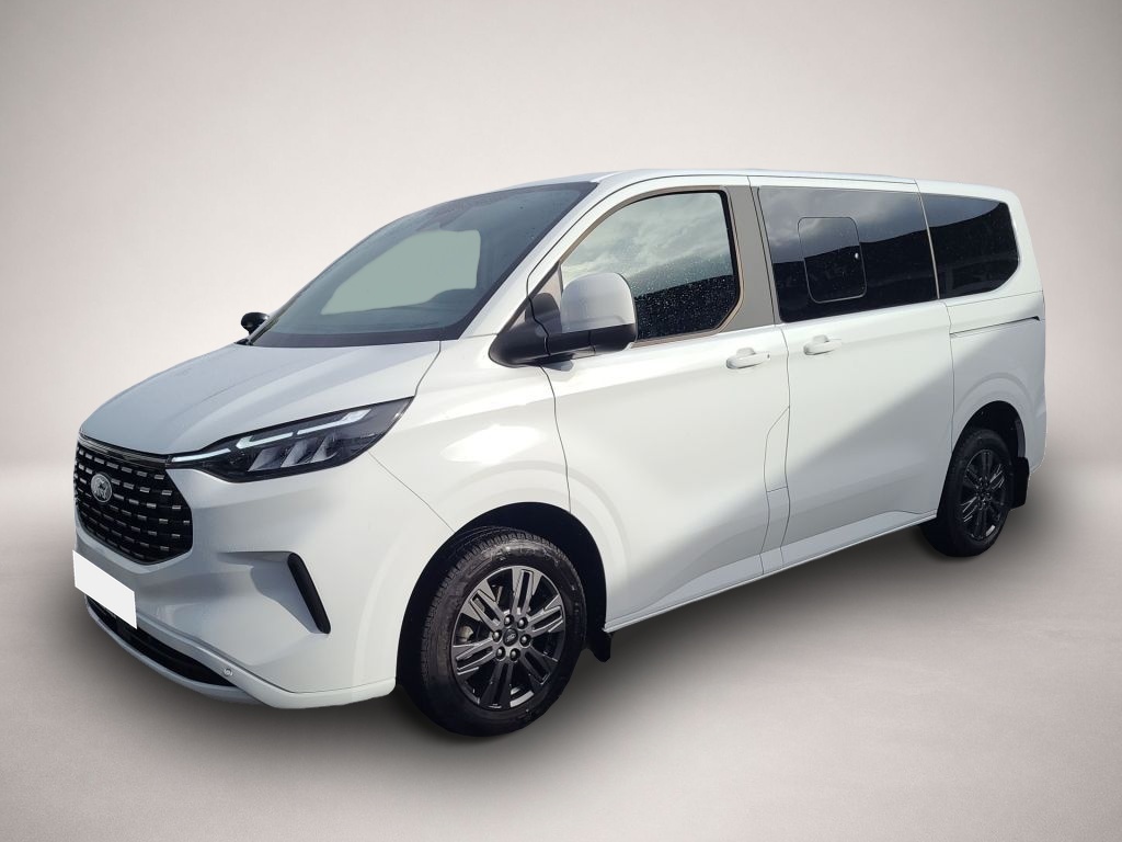Fotografie Ford Tourneo Custom L1H1 Titanium AHK Navi TWA Kam.