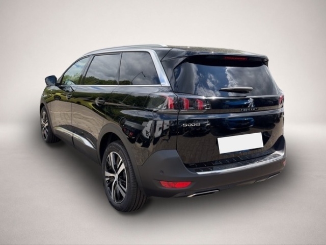 Bild 3 Peugeot 5008 GT HYBRID 136 e-DSC6