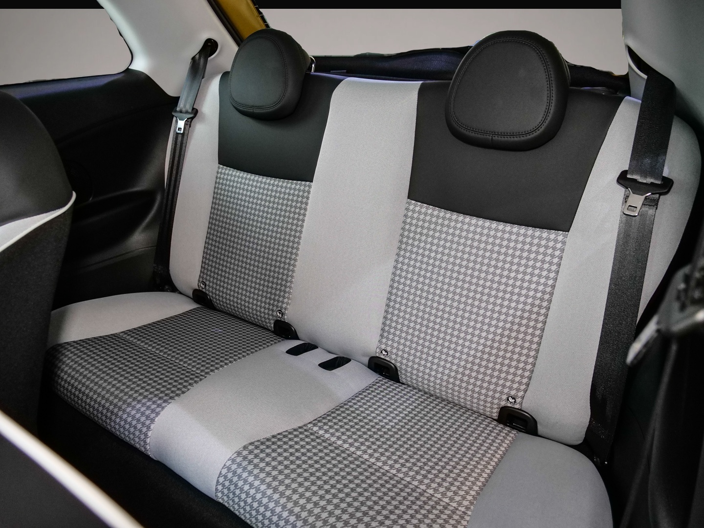 Bild 6 Fiat 500 Hybrid Torino LED Apple CarPlay Android Auto
