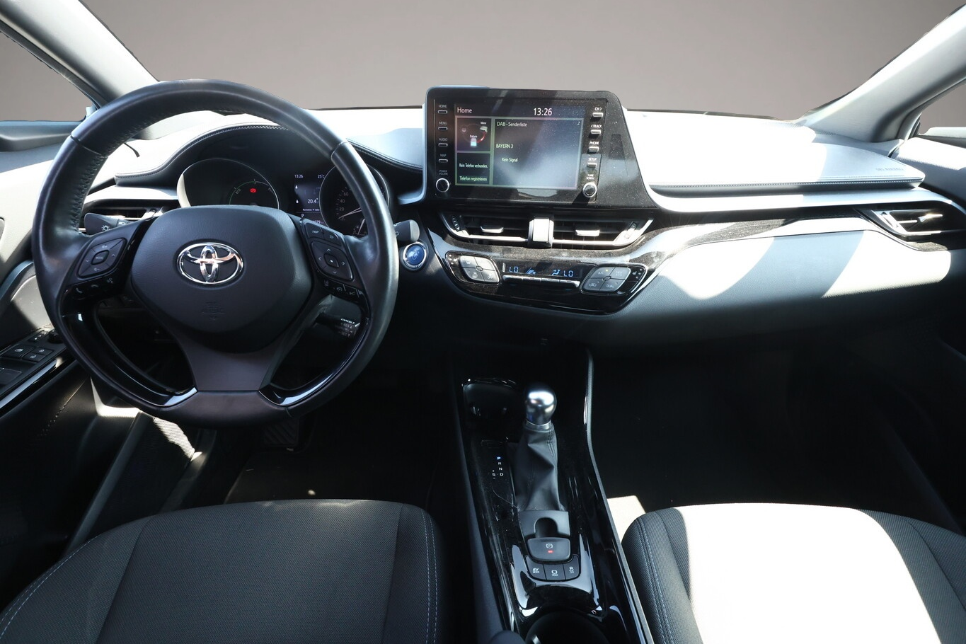 Fotografie 7 des Toyota C-HR 2.0 Hybrid 184 CVT Team D LED Temp LichtP