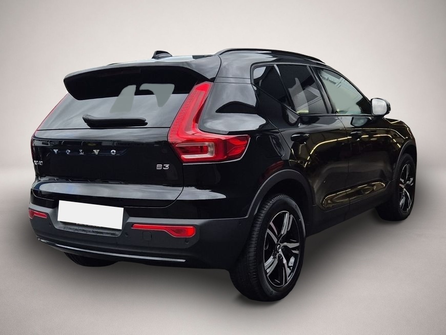 Bild 2 Volvo XC40 B3 B DKG Plus Dark STDHZ*360°VIEW