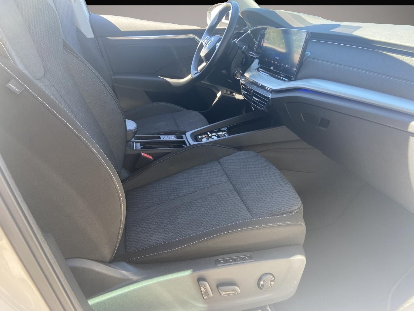 Bild 8 Skoda Octavia Combi 2.0 TDI DSG STYLE 4x4 AHK+HEAD-UP+