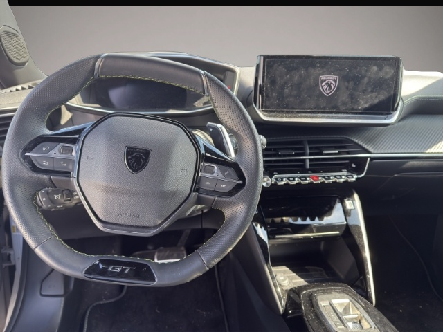 Fotografie 6 des Peugeot 2008 GT El. Panodach Navi Leder 360 Kamera Massa