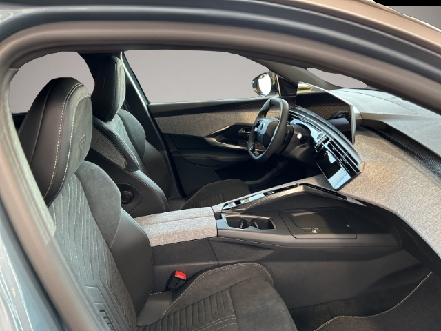 Bild 6 Peugeot 5008 GT Mild-Hybrid 136 E-DSC6 AHK PANO SHZ PDC