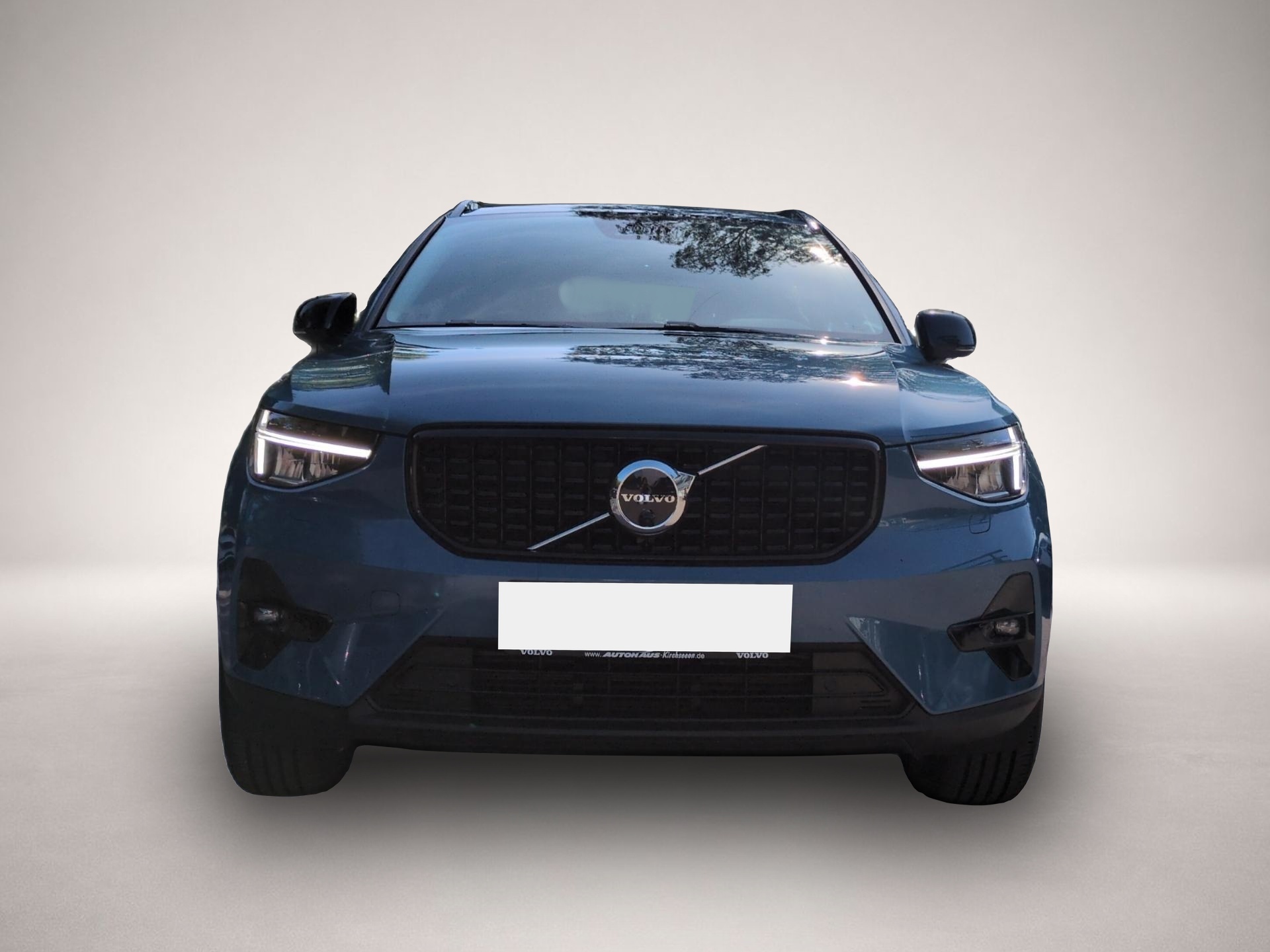 Bild 5 Volvo XC40 B3 (Benzin) Plus Dark 2WD Automatik Bluetoo