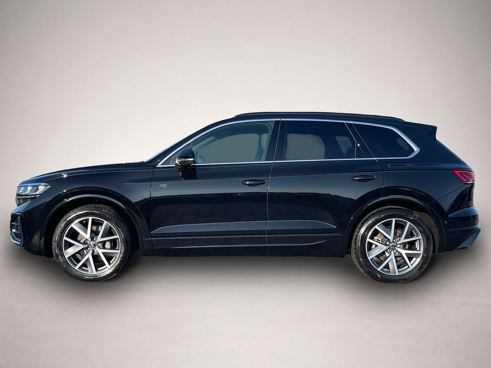 Bild 3 Volkswagen Touareg R-Line 4Mo TDI tiptronic|AHK|LUFT|PANO