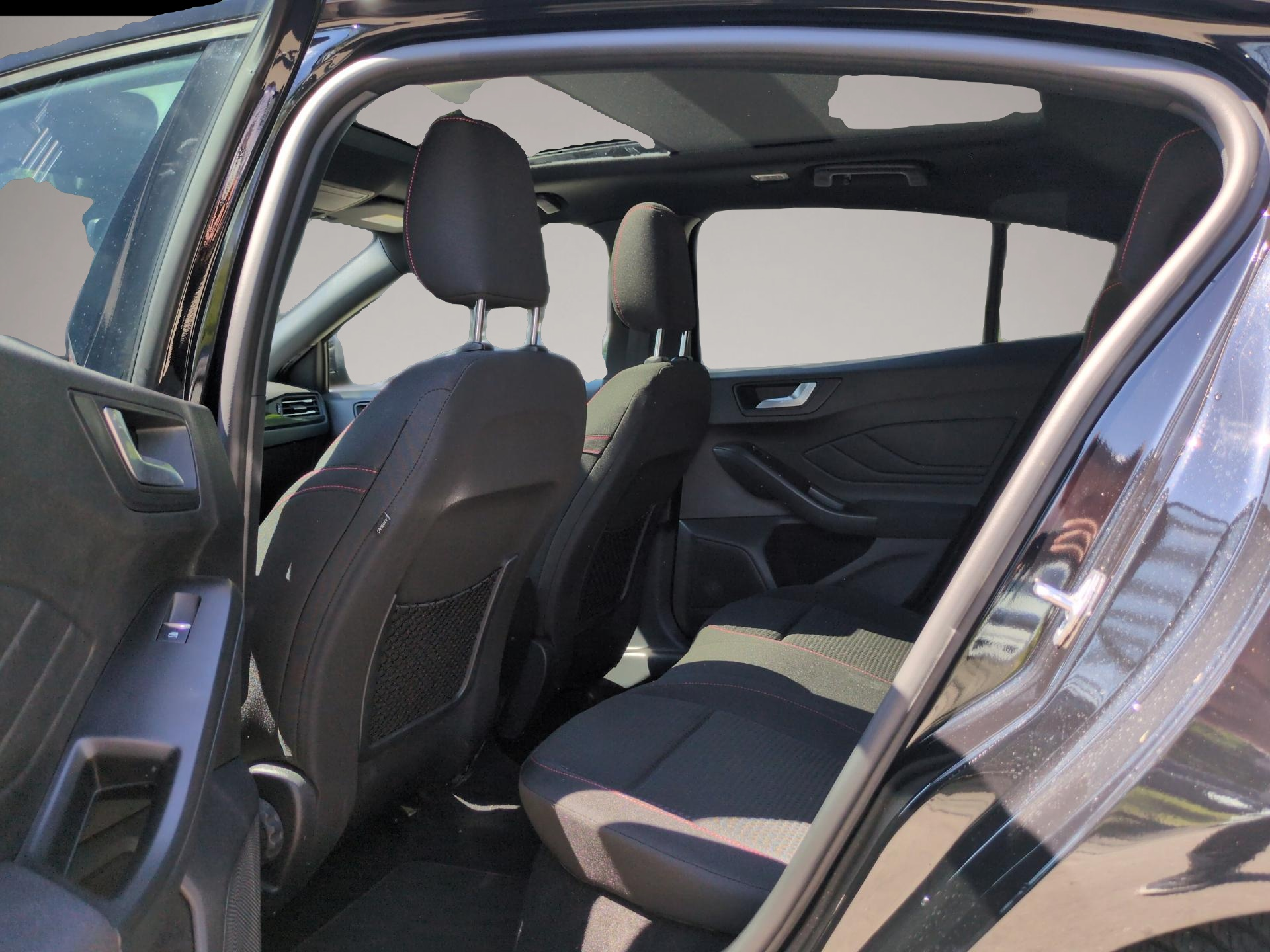 Bild 7 Ford Focus 1.0 EcoBoost ST-Line X Automatik Bluetooth