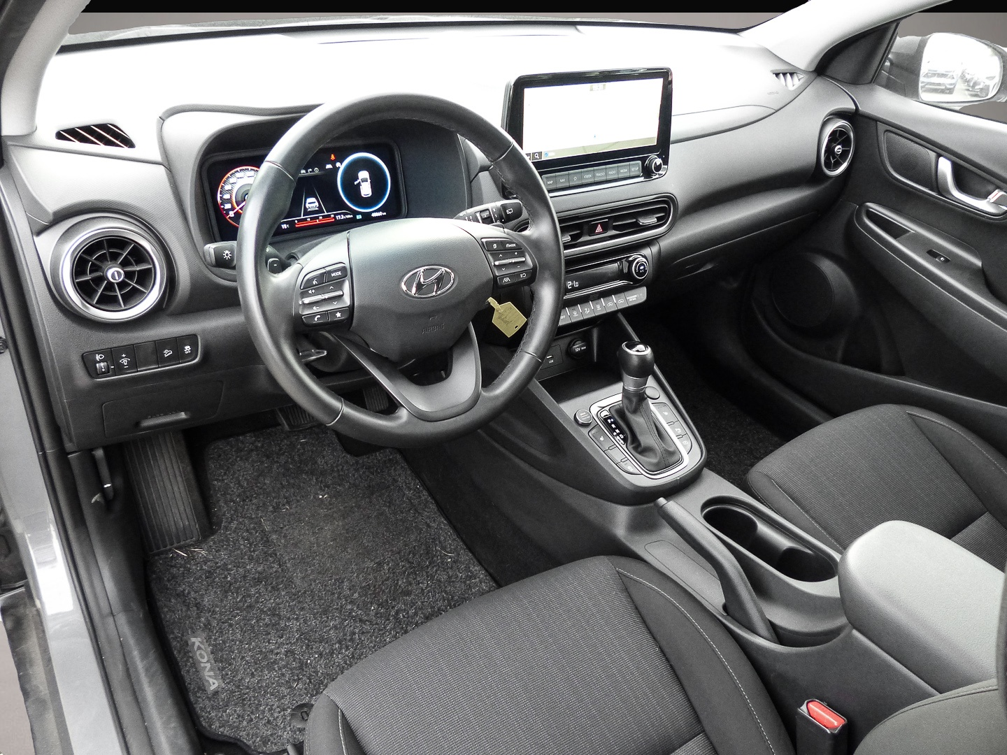 Bild 4 Hyundai KONA Style CRDi Navi GSD WKR SHZ Spurhalteass.