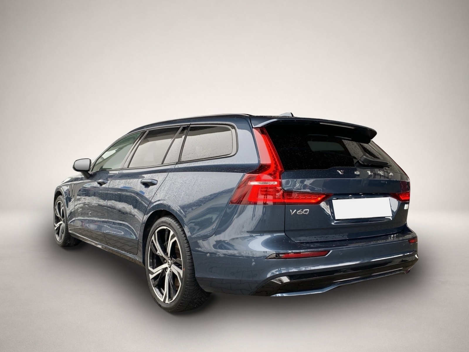 Fotografie 3 des Volvo V60 T8 Plus Dark AWD*AHK*4xSHZ*WiPa*360°*