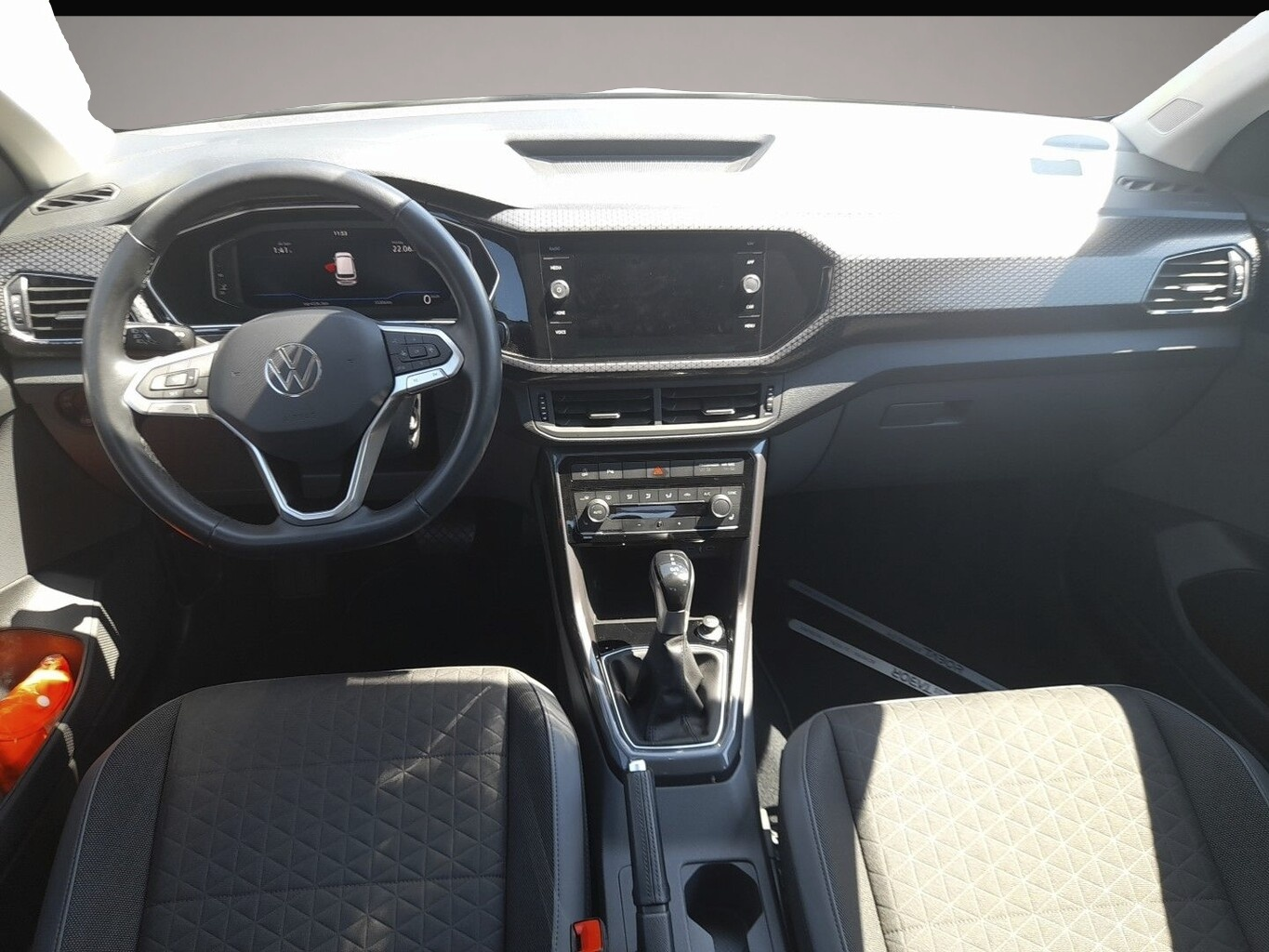 Fotografie 7 des Volkswagen T-Cross 1.5 TSI 150 DSG Style LED Nav ACC PDC
