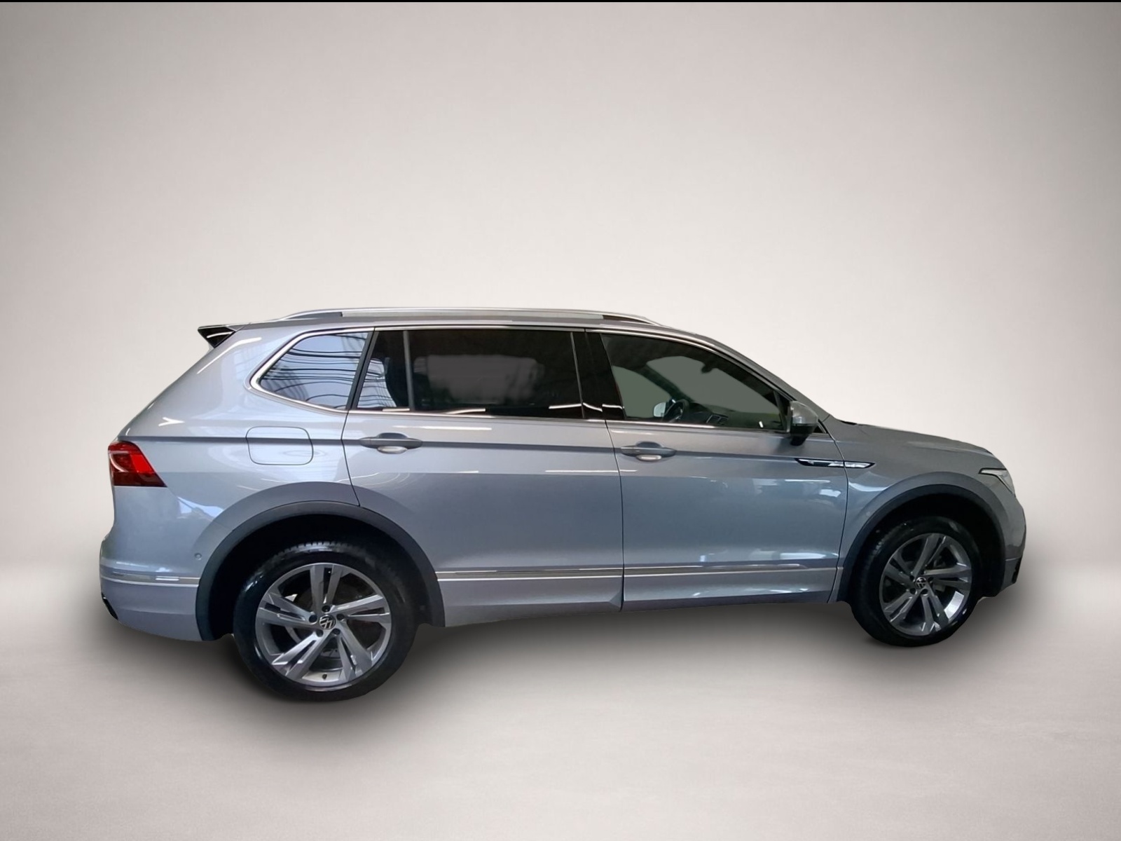 Bild 6 Volkswagen Tiguan Allspace R-Line 4Motion 2.0 TDI SCR 7-Gan