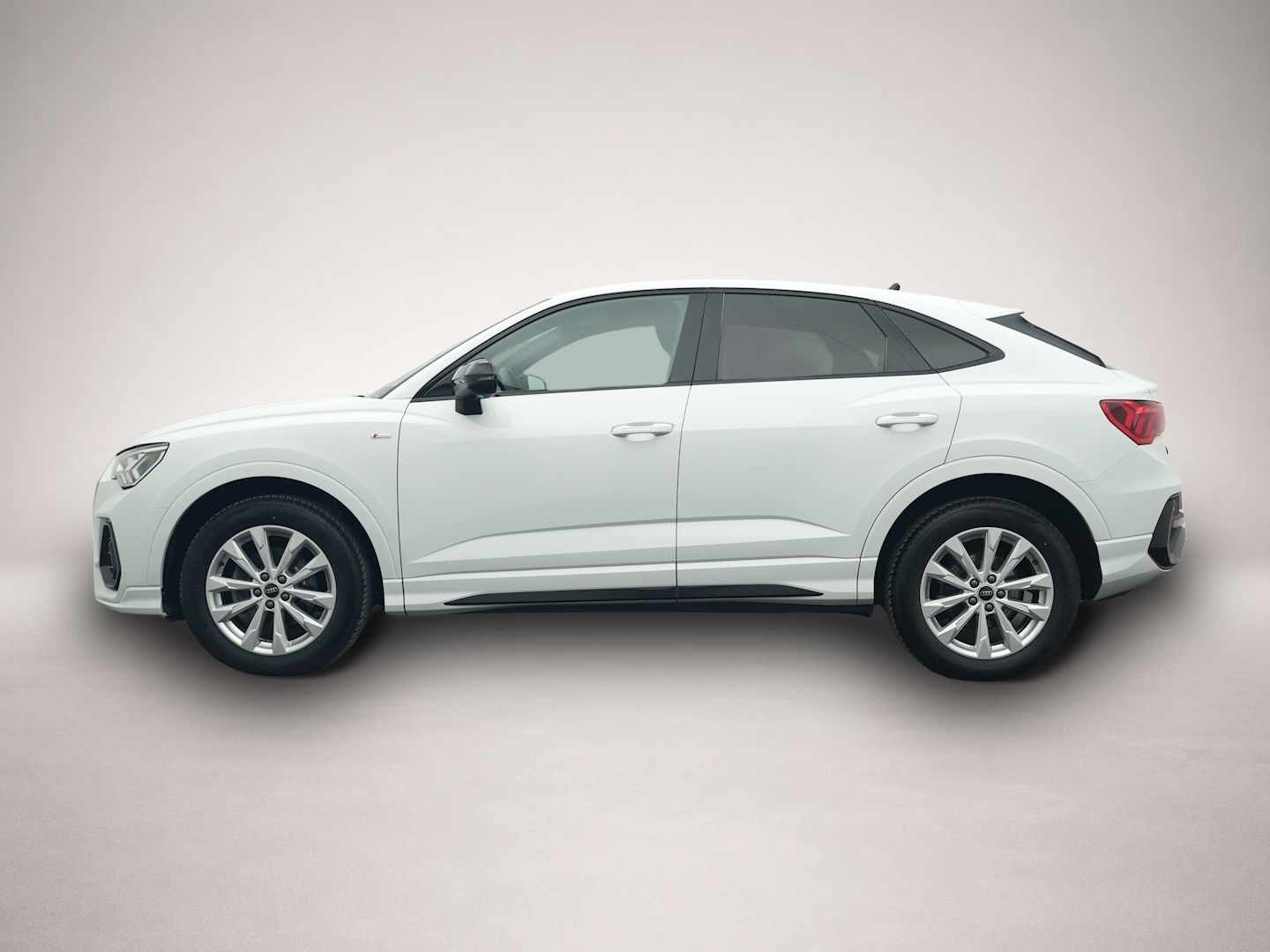 Fotografie 2 des Audi Q3 Sportback 35 TDI S-tronic 2x s-line AHK E-HEC