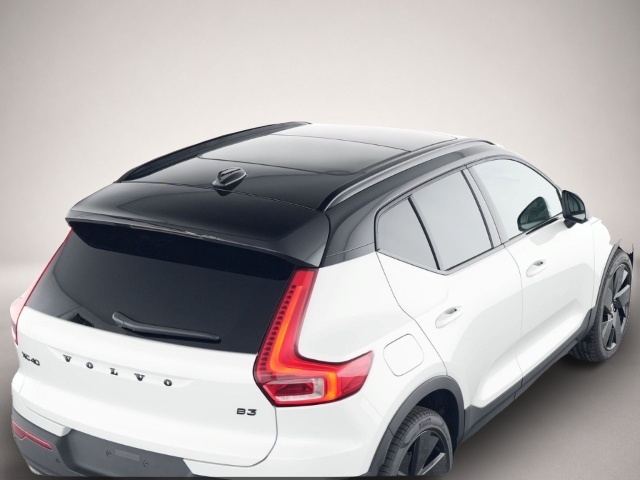 Fotografie 4 des Volvo XC40 Ultra Black Edition 2WD StandHZG AHK Digita