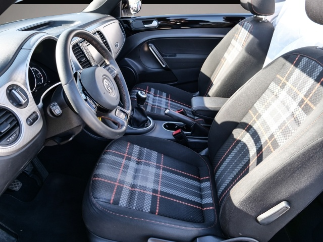 Fotografie 3 des Volkswagen Beetle Cabriolet Club BMT El. Verdeck Navi Mehrz