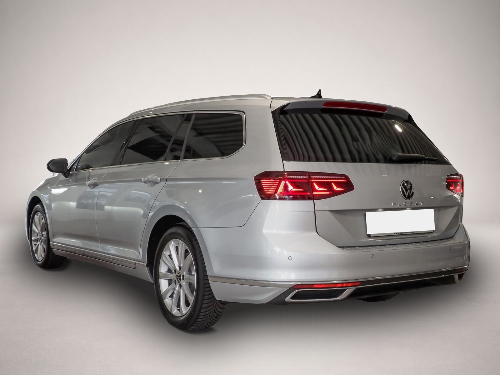 Bild 4 Volkswagen Passat Variant 2.0 TDI DSG Elegance-Navi*AHK*Kam