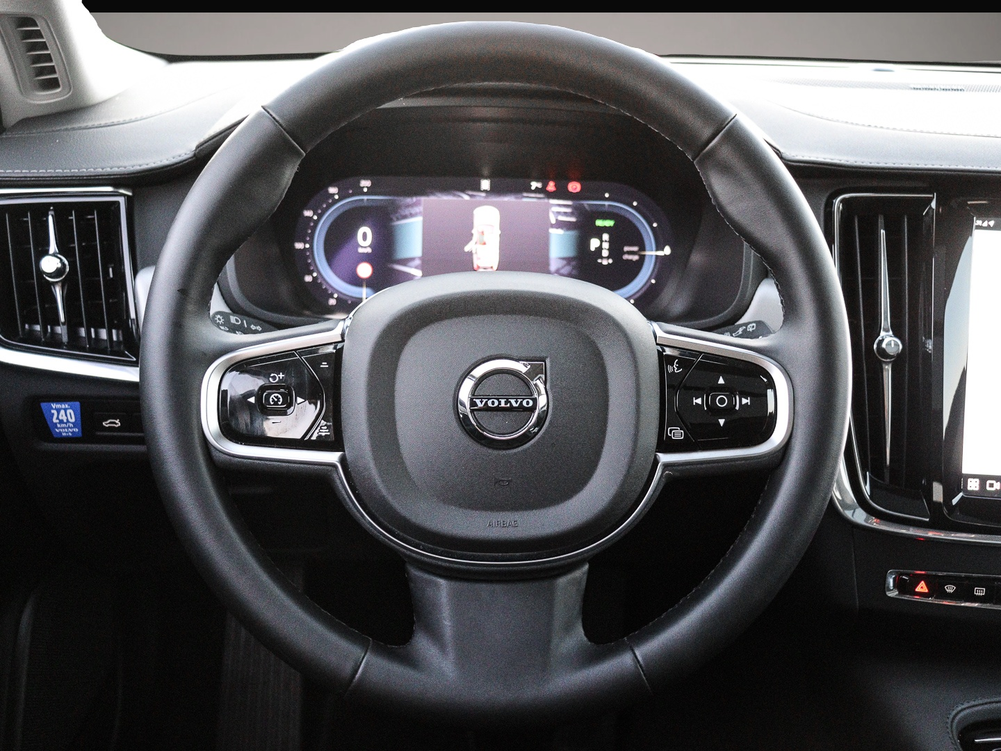 Bild 5 Volvo V90 Kombi Plus Dark Recharge Plug-In Hybrid AWD