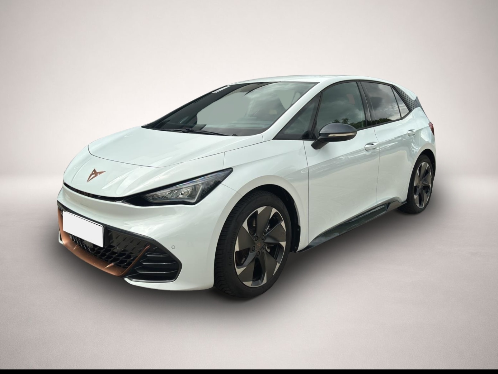 Fotografie Cupra Born AB333EUR 82KW WÄPU NAVI 360 HuD SHZ