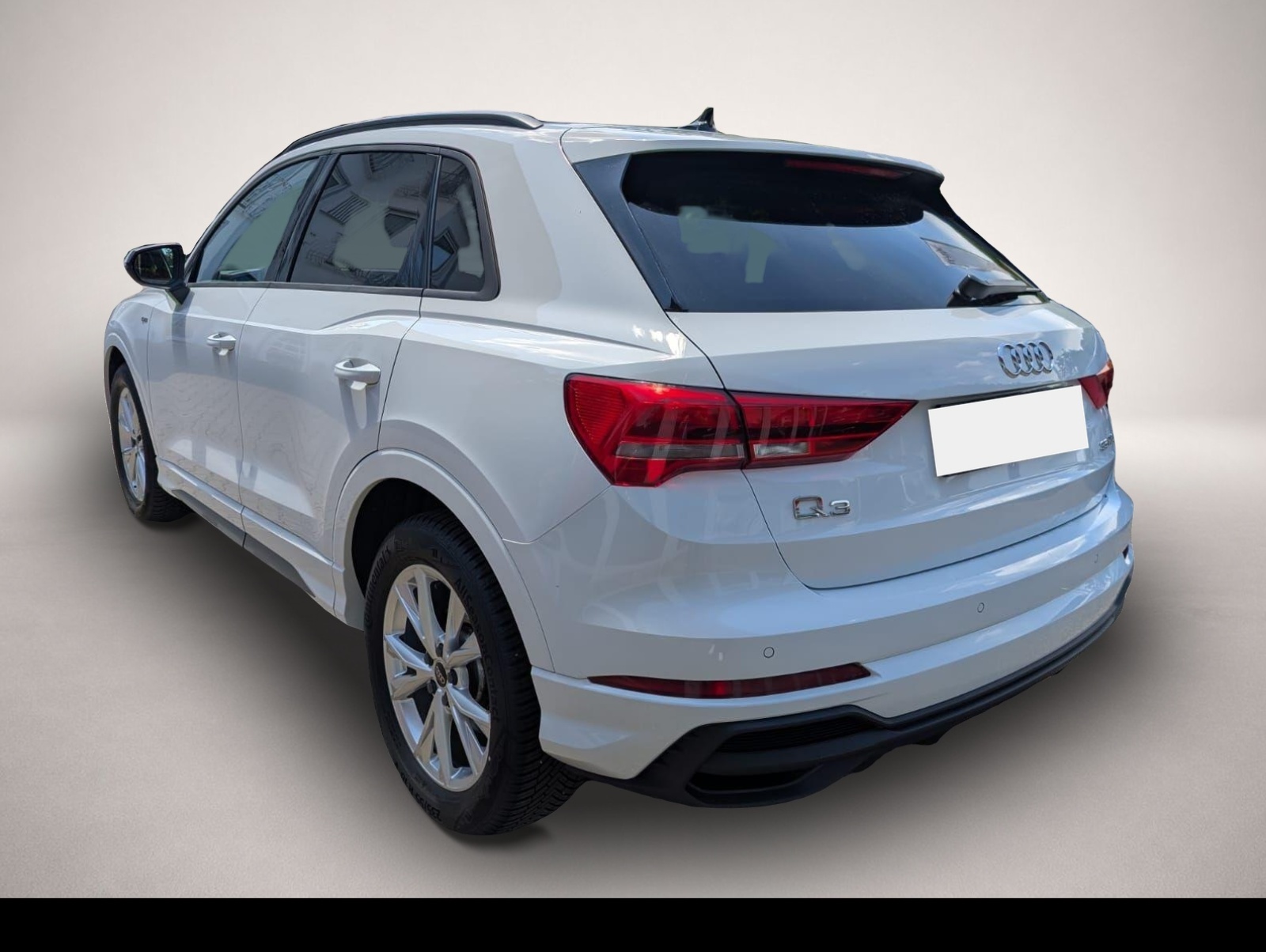 Bild 4 Audi Q3 35TFSI S-Line Kessy Pano SHZ LED PDC