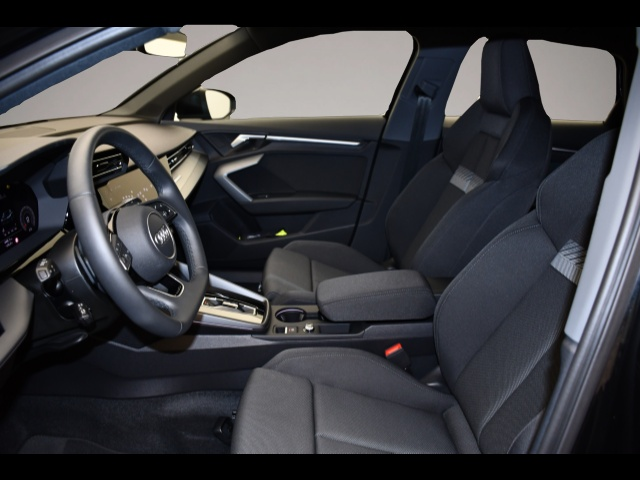 Fotografie 3 des Audi A3 Sportback 35 TFSI S tronic advanced AHK