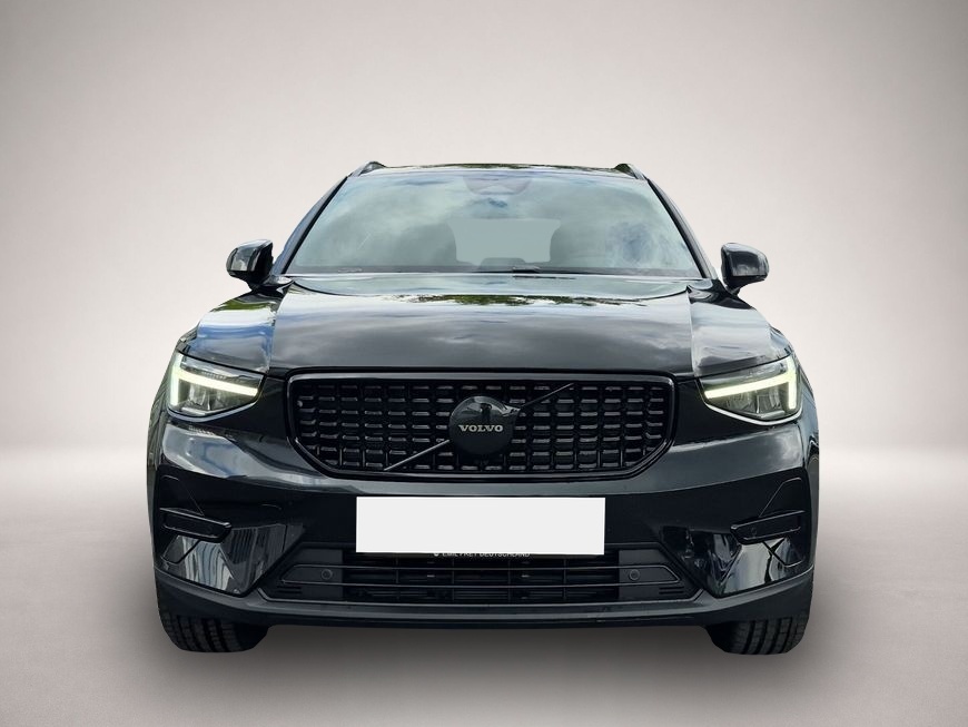 Bild 3 Volvo XC40 B3 B DKG Plus Black Edition