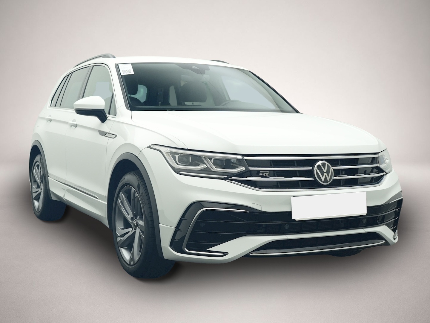 Bild 7 Volkswagen Tiguan 1.5 TSI DSG R-Line NAVI AHK ACC SHZ