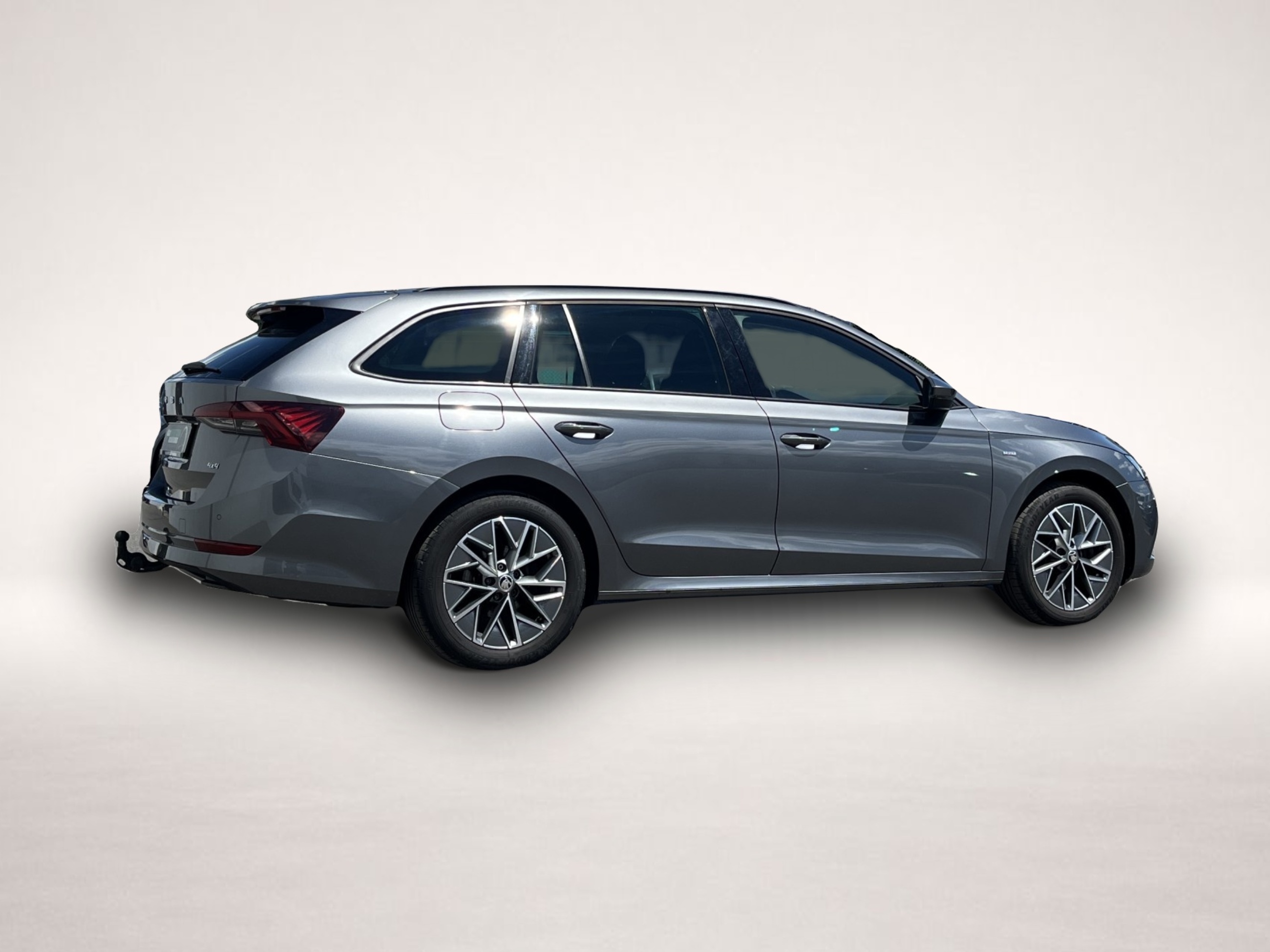 Bild 6 Skoda Octavia Combi 2.0 TDI 4x4 DSG Blackline 163¤ m.2