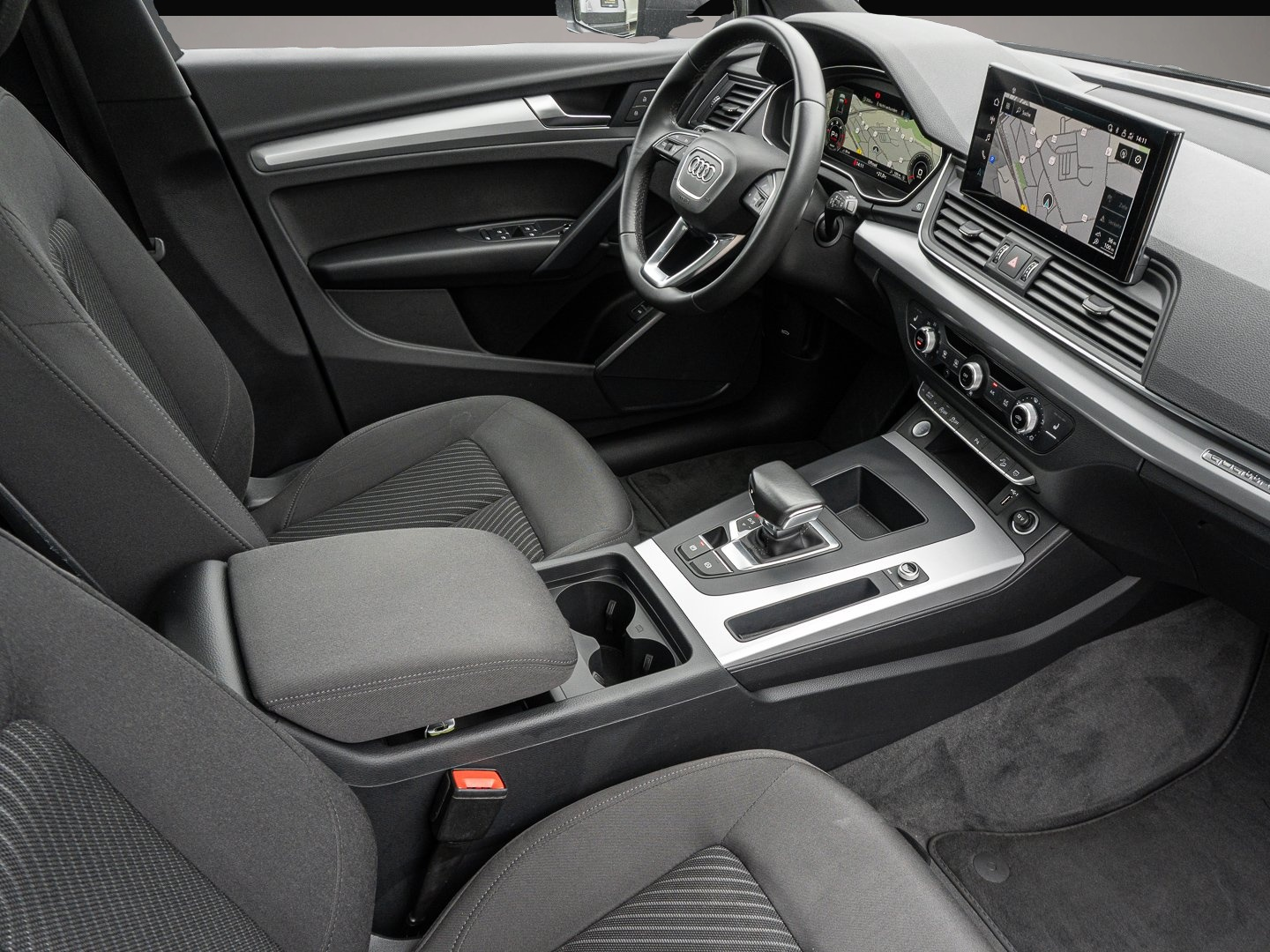 Bild 6 Audi Q5 SUV S line 40 TDI quattro S tronic